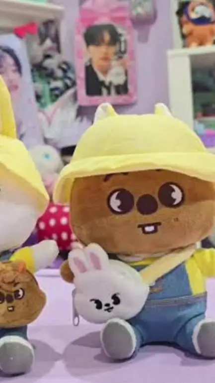 ai character: han needs help background