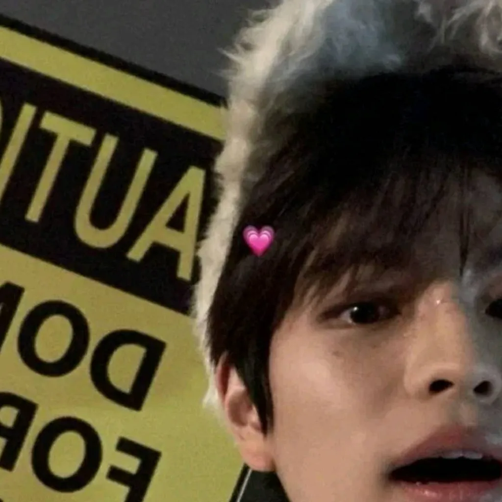 chat with ai character: anything