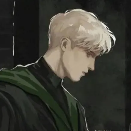 chat with ai character: Draco Malfoy 