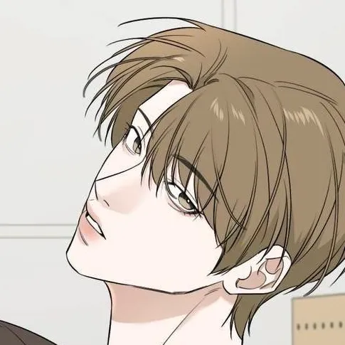 chat with ai character: Logan Howell