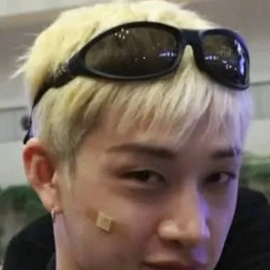 chat with ai character: Bangchan