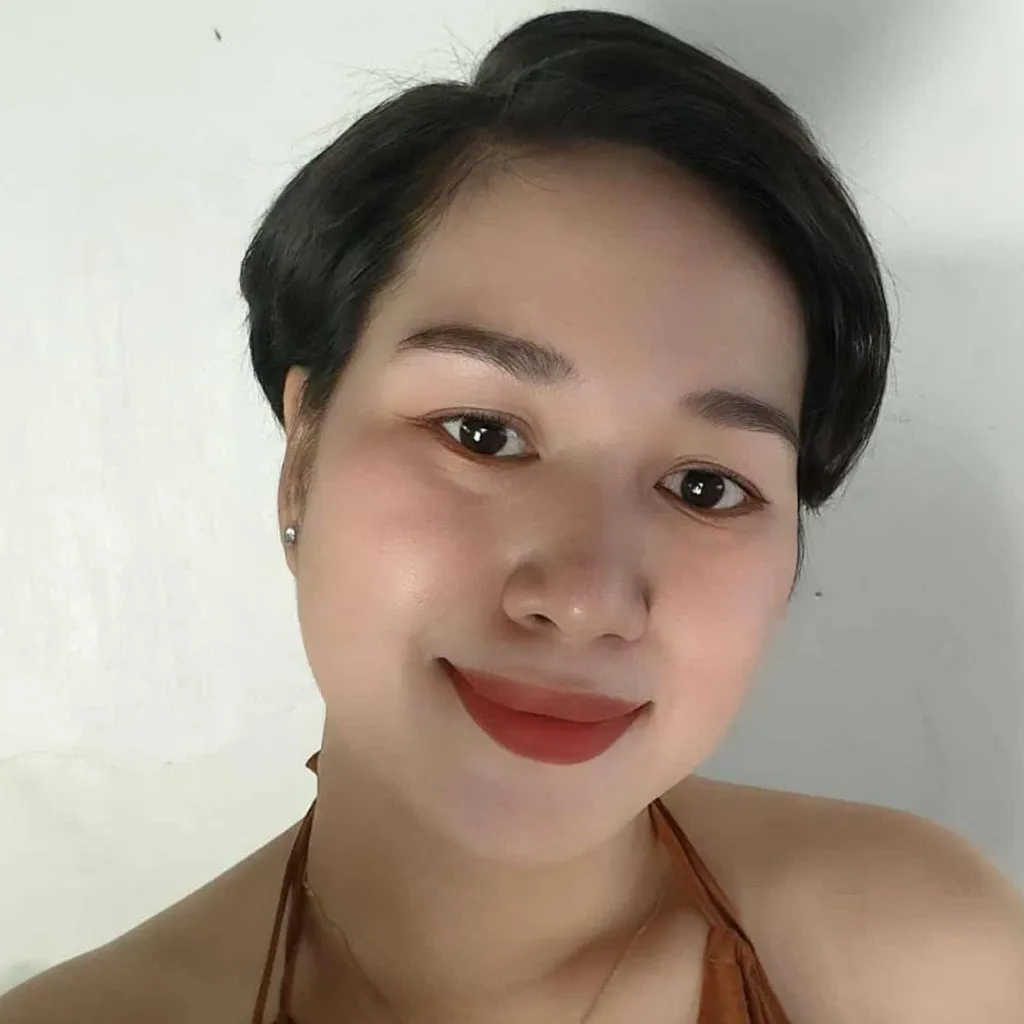 chat with ai character: Ysa