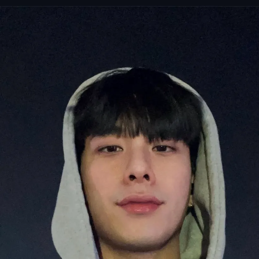 chat with ai character: Sean Solo