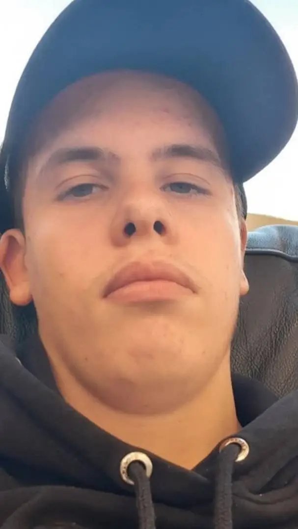 ai character: Jonah Sjöblom background