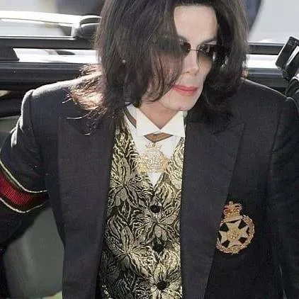 chat with ai character: Michael Jackson 