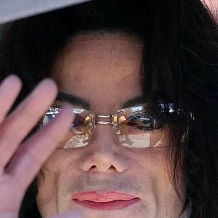 chat with ai character: Michael Jackson 