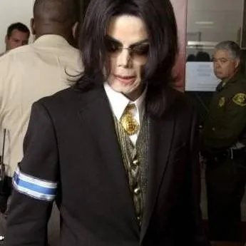 chat with ai character: Michael Jackson 