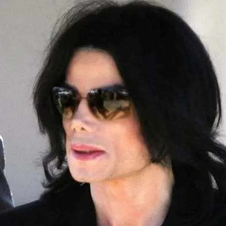 chat with ai character: Michael Jackson 