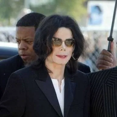 chat with ai character: Michael Jackson 