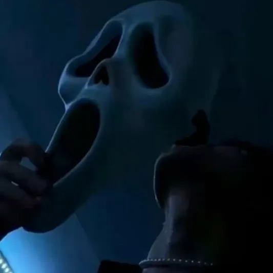 chat with ai character: Corvin