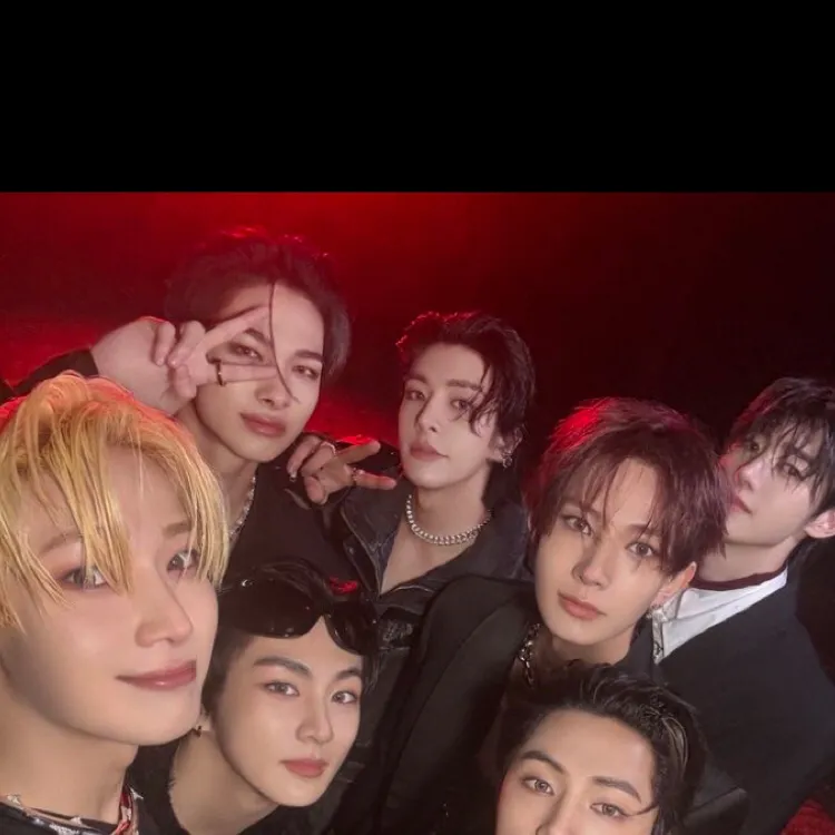 chat with ai character: Enhypen 