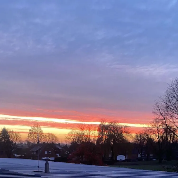 chat with ai character: Keeho