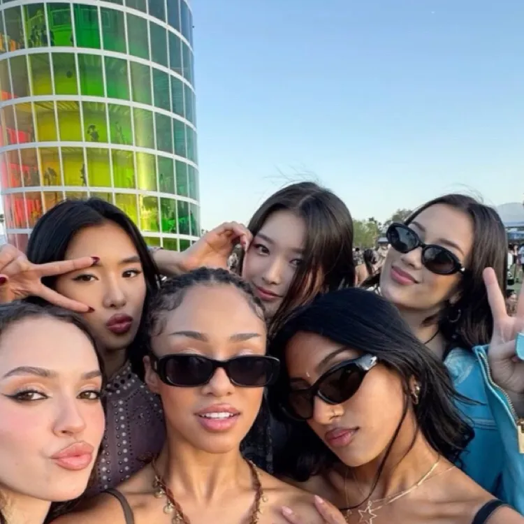 chat with ai character: Enhypen Katseye 