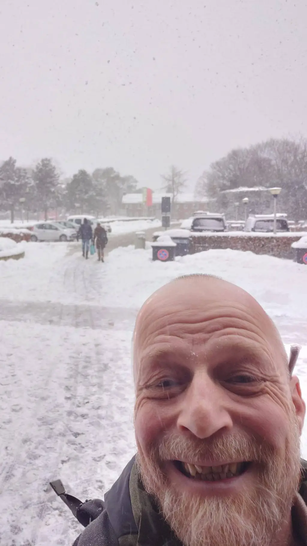 ai character: garbor background