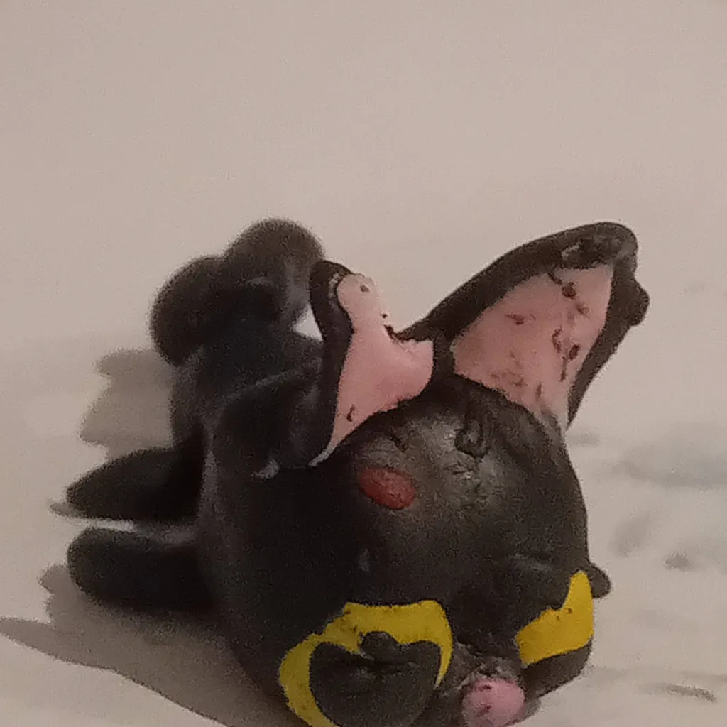 chat with ai character: frici (dead cat)