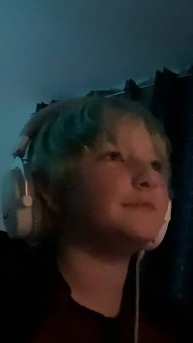 ai character: Justaduck  background