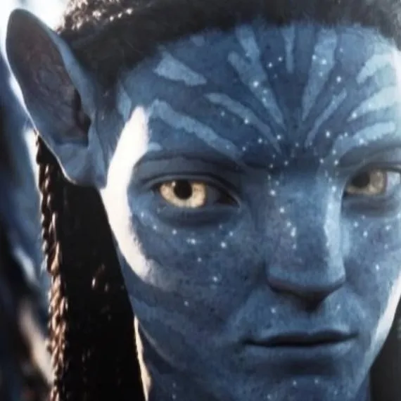 chat with ai character: (*★NETEYAM★*)