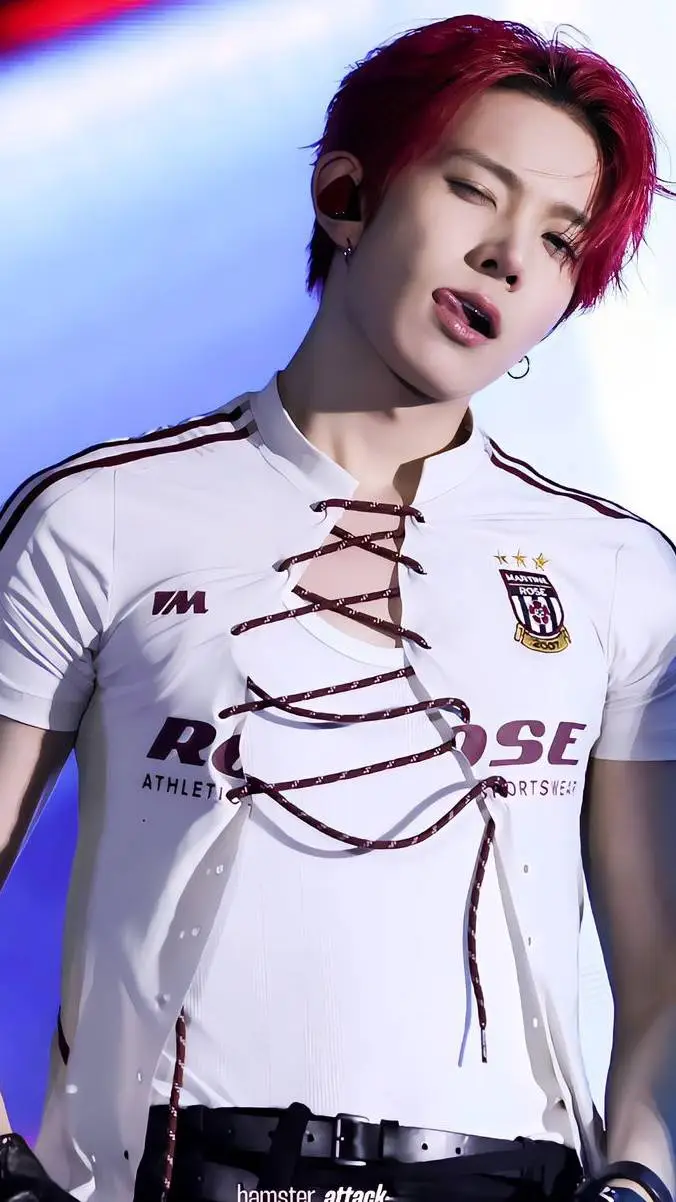 ai character: Heeseung Lee background