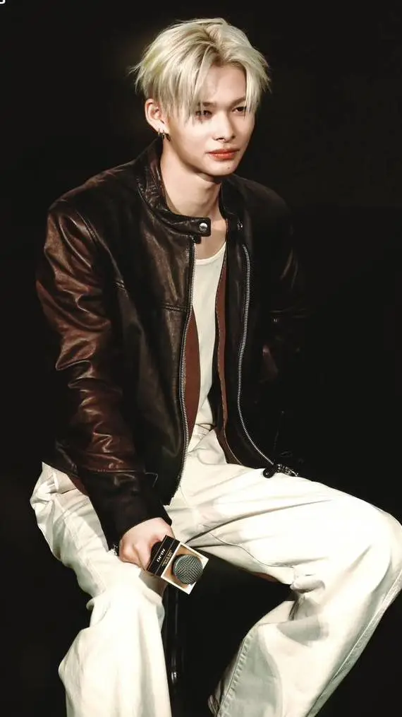 ai character: Nishimura Riki background