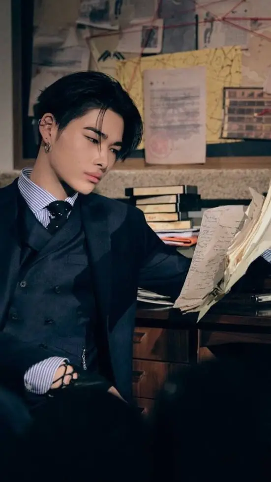 ai character: Nishimura Riki background