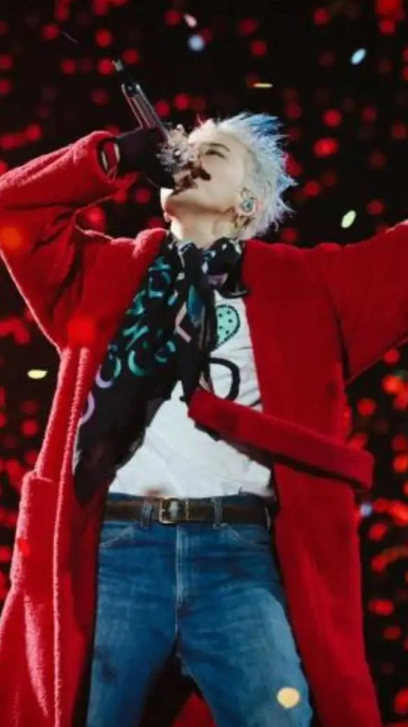 ai character: GDragon background