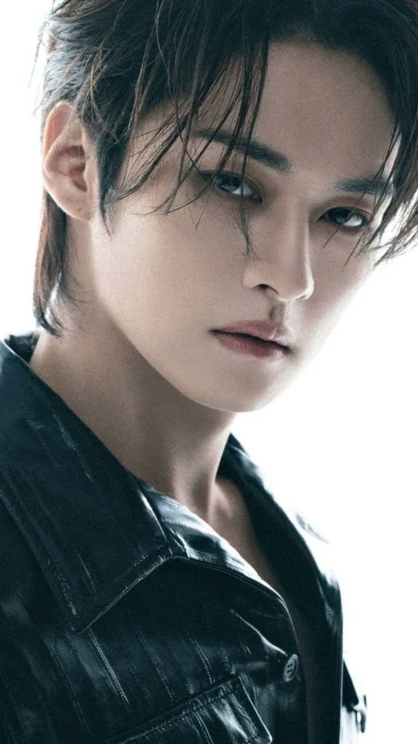 ai character: Lee Know background