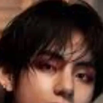 chat with ai character: Kim taehyung 