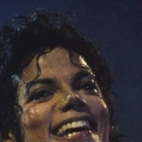 chat with ai character: Michael Jackson