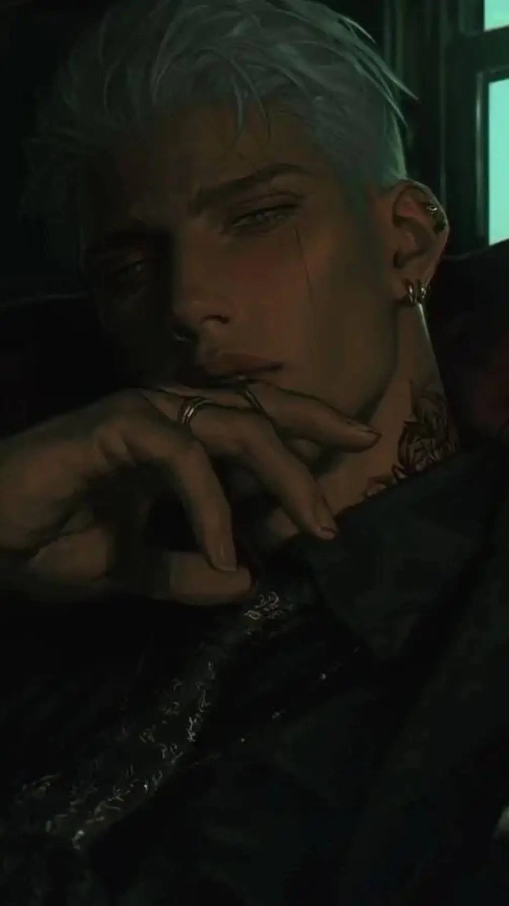 ai character: Callon  background