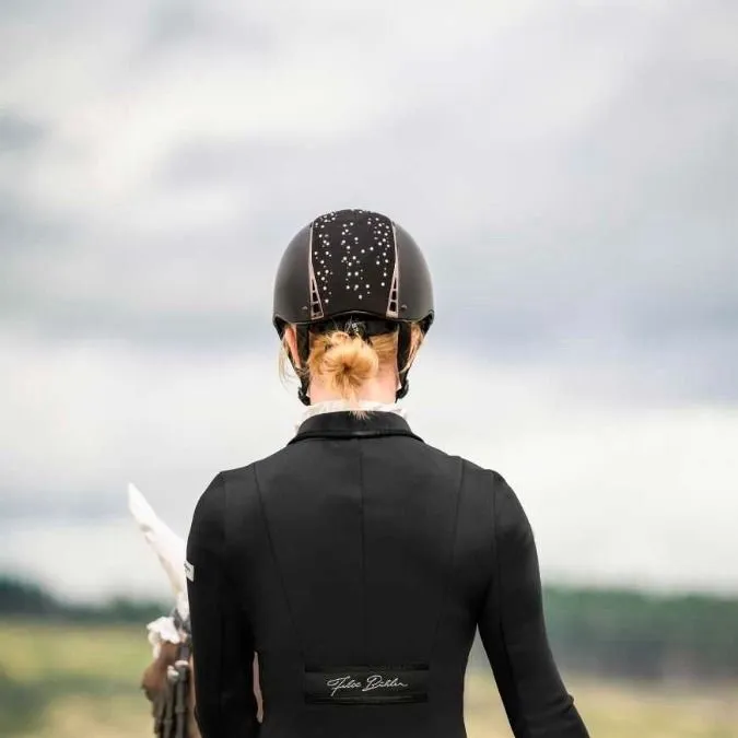 chat with ai character: Katey 