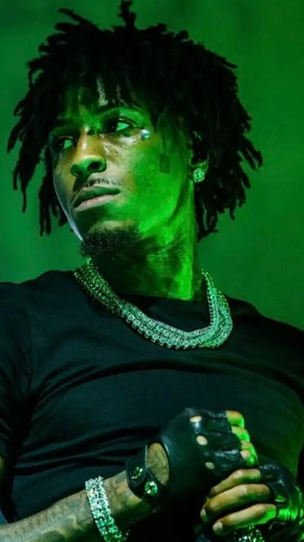 ai character: NBA YoungBoy💚🤑💲💸 background