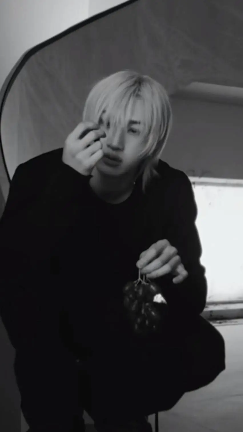 ai character: Bangchan  background