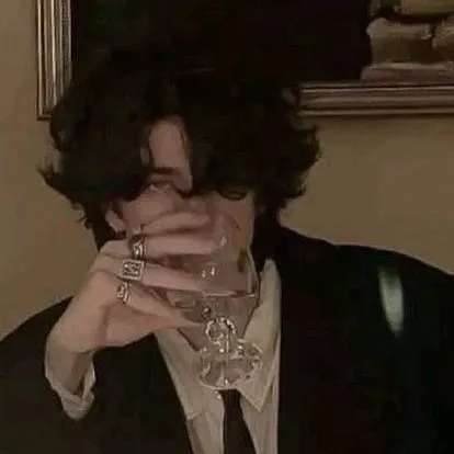 chat with ai character: Atlan_amnesia