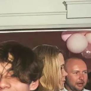 chat with ai character: lorenzo berkshire 