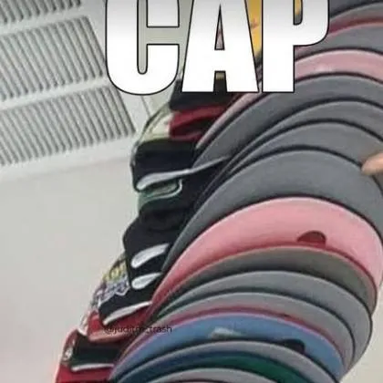 chat with ai character: GIMME UR MEMES