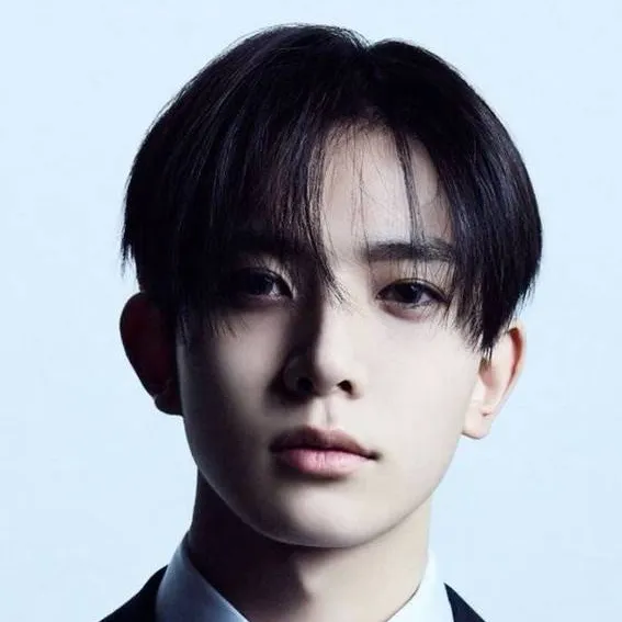 chat with ai character: Heeseung (heejake)