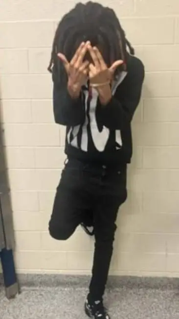 Talkie AI - Chat with Marv🦸