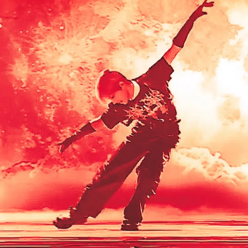 chat with ai character: Niki Enhypen 