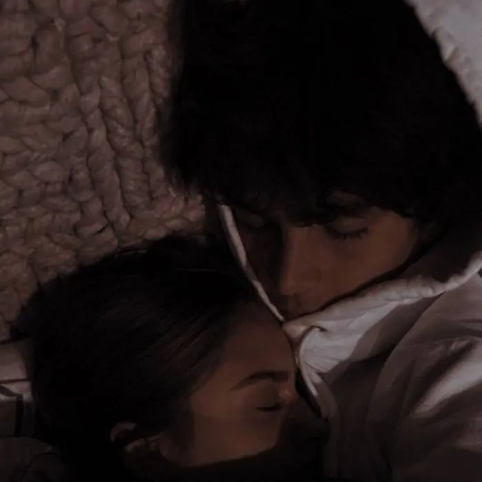 chat with ai character: Milo