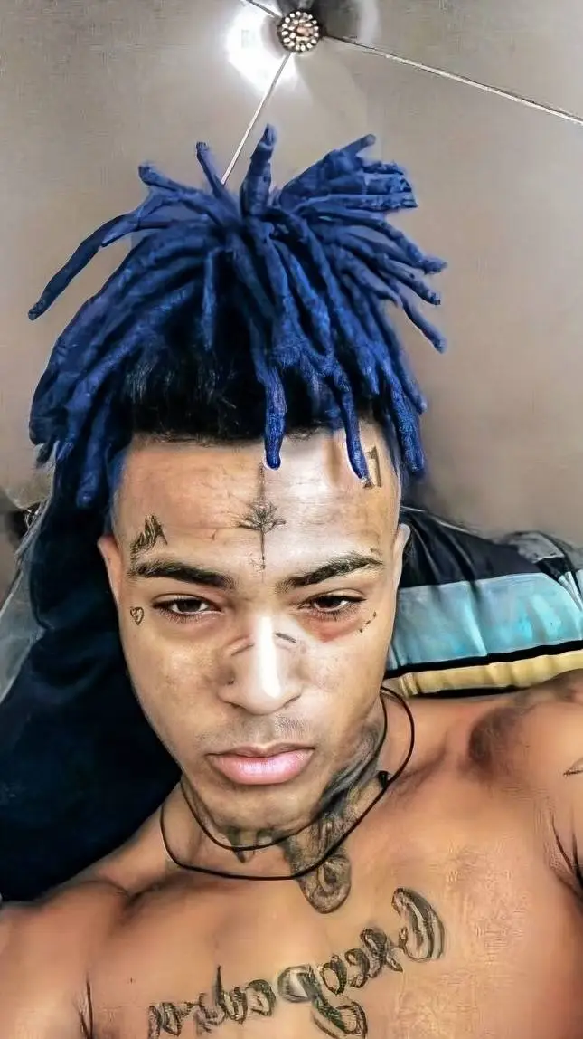 ai character: xxxtenticon  background