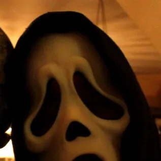 chat with ai character: Ghost face/scream