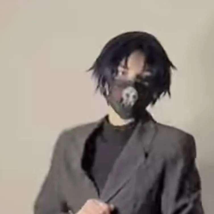 chat with ai character: Feitan Portor 