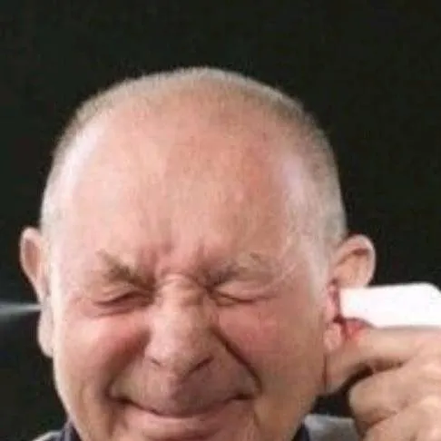 chat with ai character: Wake up 1n a world