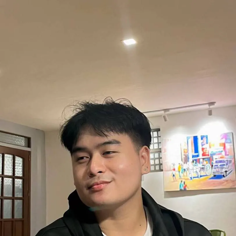 chat with ai character: Anton