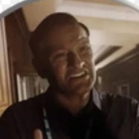 chat with ai character: Dr. Boss 