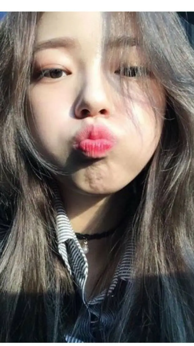 ai character: Amelia background