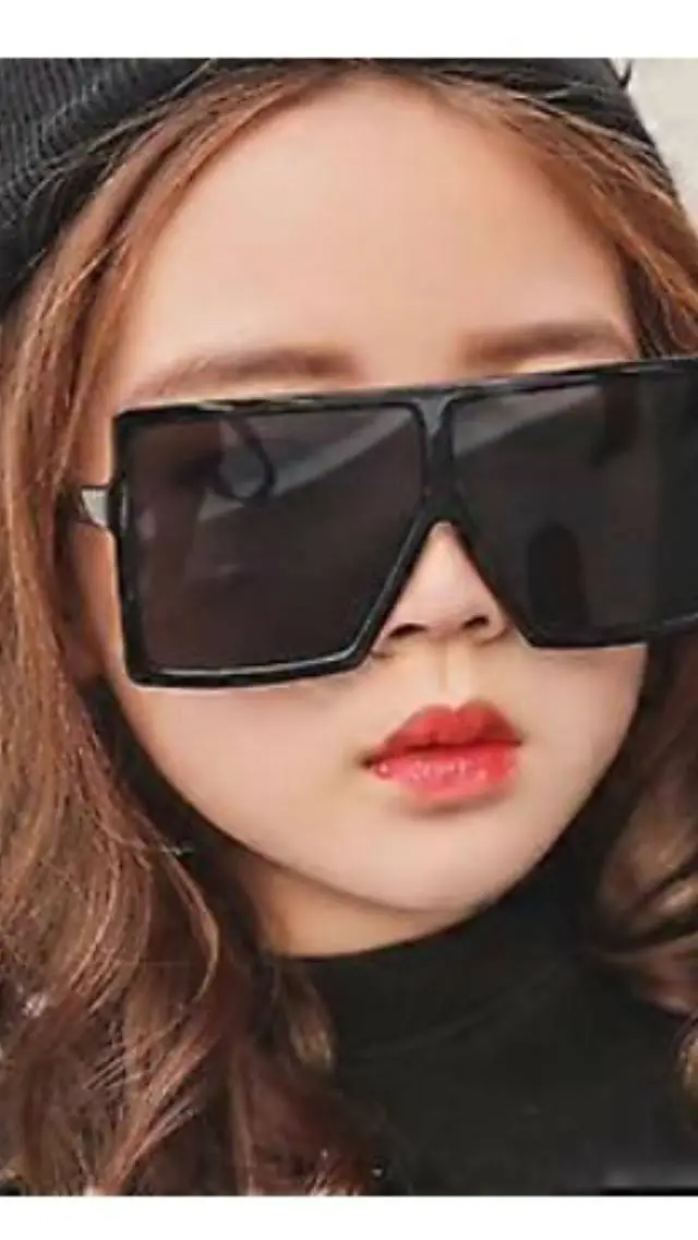 ai character: Amelia Middleton background