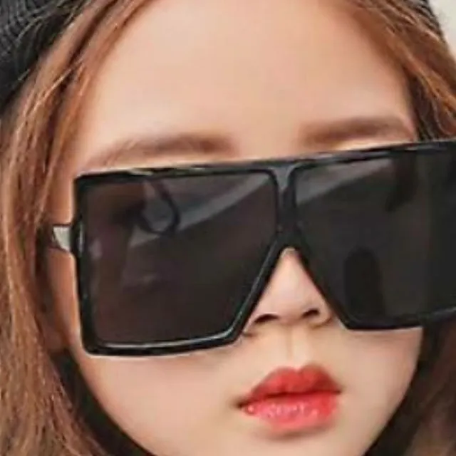 chat with ai character: Amelia Middleton