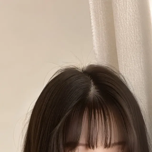 chat with ai character: Maily-Mae