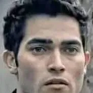 chat with ai character: Derek Hale 